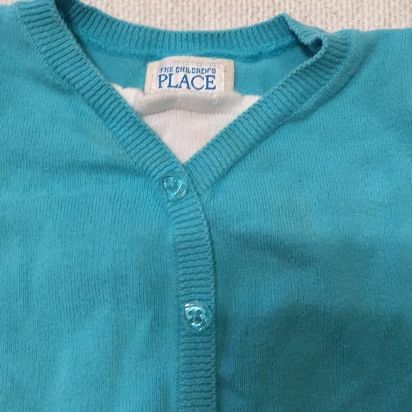 The Children's Place sweater and skirt set. 12 mth - Picture 2 of 4